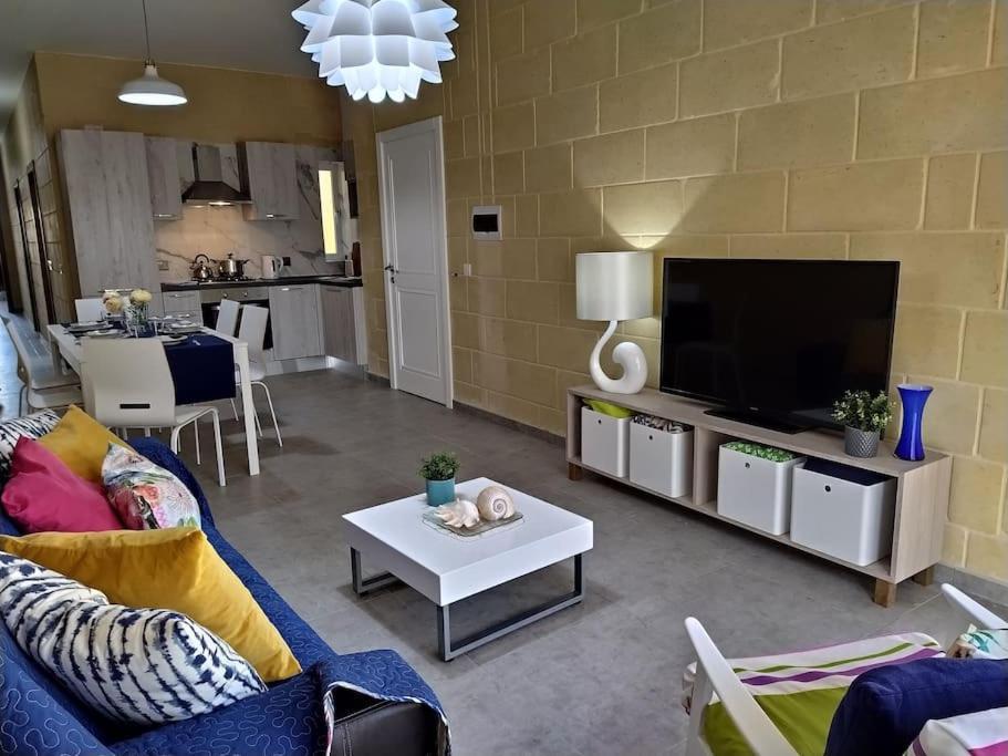 Apartment Close To The Sea Marsaskala Extérieur photo